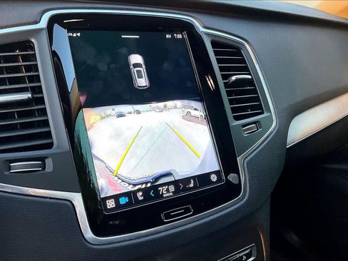 Used 2024 Volvo XC90 B5 Core w/ Protection Package Premier image 30