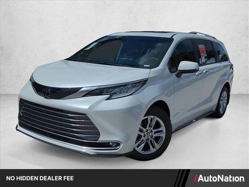 New 2026 Toyota Sienna Limited FWD image 1