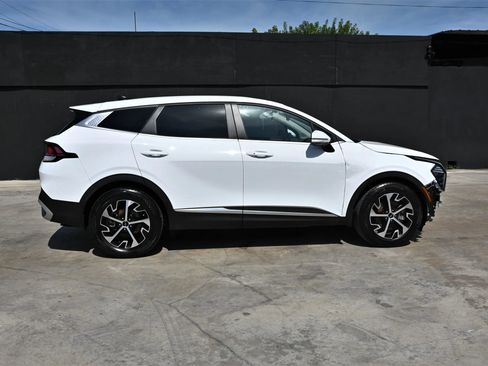 Used 2024 Kia Sportage EX FWD image 6
