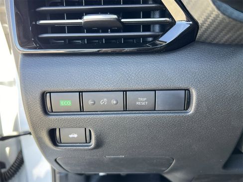 New 2025 Nissan Sentra SR image 14