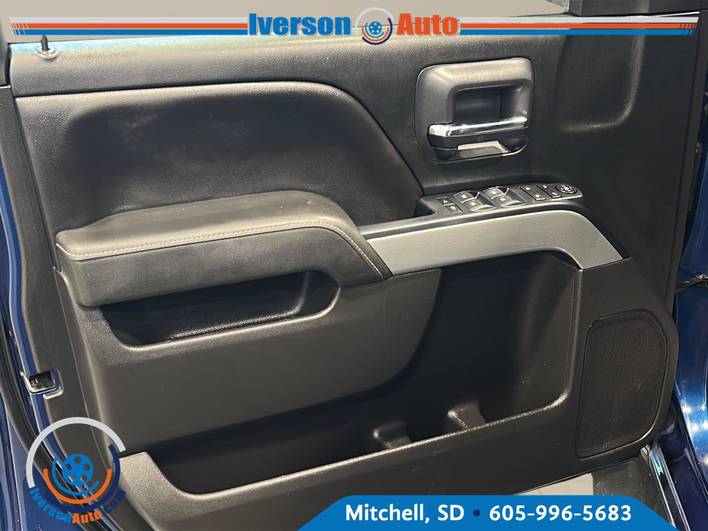 Used 2018 Chevrolet Silverado 1500 LT w/ All Star Edition AWD/4WD image 12