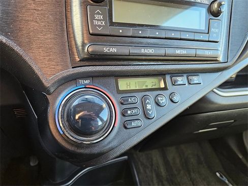 Used 2014 Toyota Prius C Four image 21