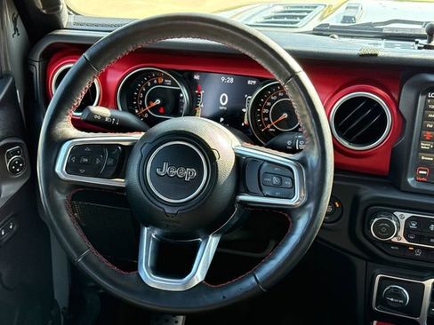 Used 2023 Jeep Gladiator Rubicon w/ LED Lighting Group AWD/4WD image 13
