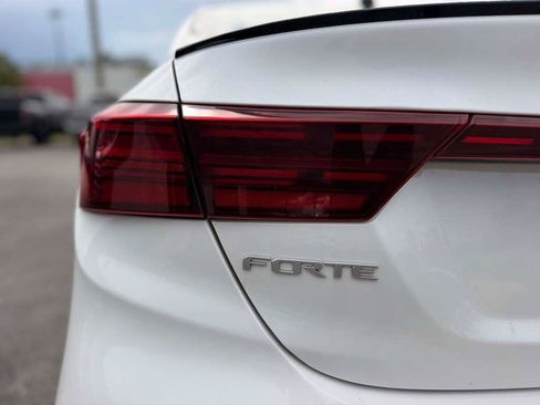 Used 2024 Kia Forte GT-Line w/ GT-Line Premium Package FWD image 27