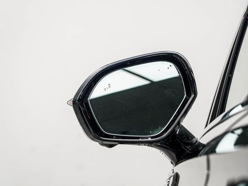 Used 2025 Lincoln Corsair Reserve w/ Equipment Group 202A image 15