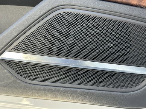 Used 2019 Audi A8 L 3.0T image 15