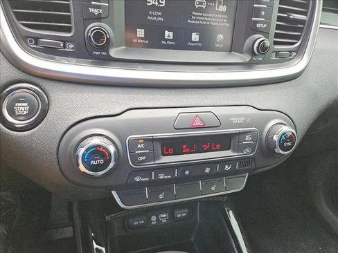 Used 2020 Kia Sorento EX FWD image 18