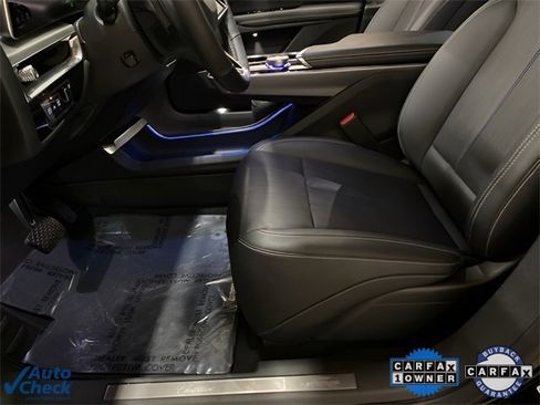 Used 2024 Cadillac Lyriq Luxury image 57