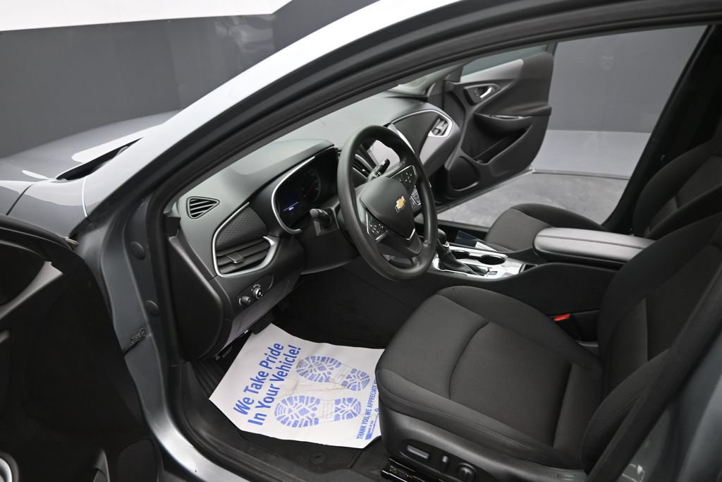 Used 2025 Chevrolet Malibu LT FWD image 20