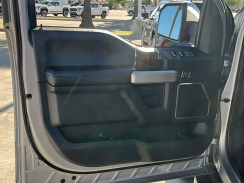 Used 2020 Ford F150 Lariat w/ Equipment Group 502A Luxury AWD/4WD image 5