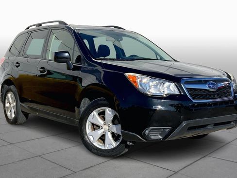 Used 2016 Subaru Forester 2.5i Premium image 2