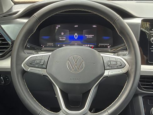 Used 2026 Volkswagen Taos S FWD image 25