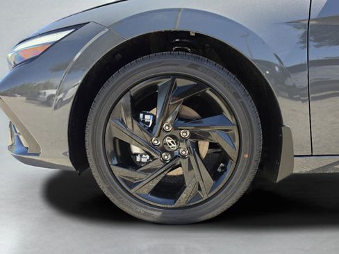 New 2026 Hyundai Elantra SEL Sport Premium FWD image 37