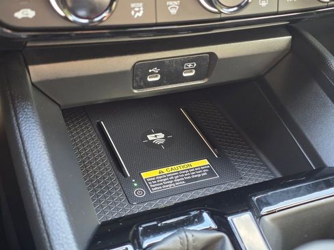 Used 2025 Honda Accord Sport image 21