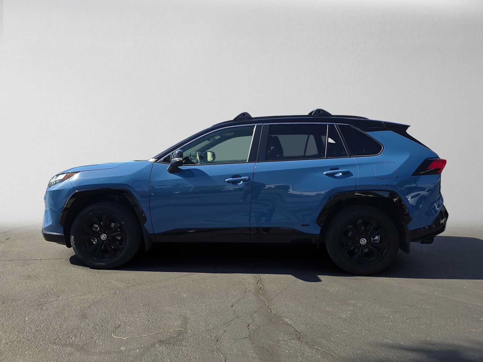 Certified 2023 Toyota RAV4 XSE AWD/4WD image 6