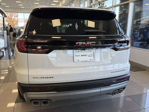 New 2026 GMC Acadia Elevation image 5