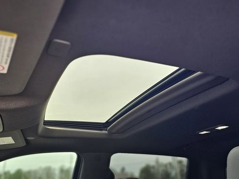 Used 2022 GMC Sierra 2500 Denali w/ Denali Ultimate Package image 16