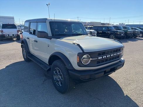 New 2025 Ford Bronco Big Bend AWD/4WD image 8