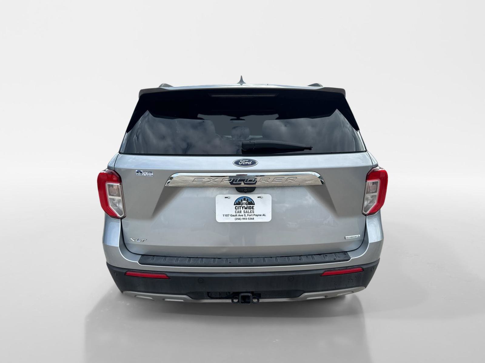 Used 2020 Ford Explorer XLT w/ Equipment Group 202A RWD image 4
