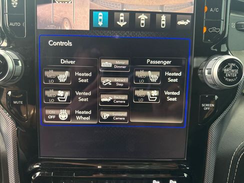 Used 2019 RAM 1500 Limited w/ Advanced Safety Group AWD/4WD image 25