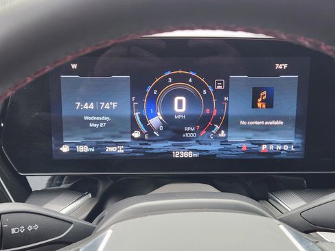 Used 2025 Chevrolet Tahoe RST w/ Comfort Package AWD/4WD image 10