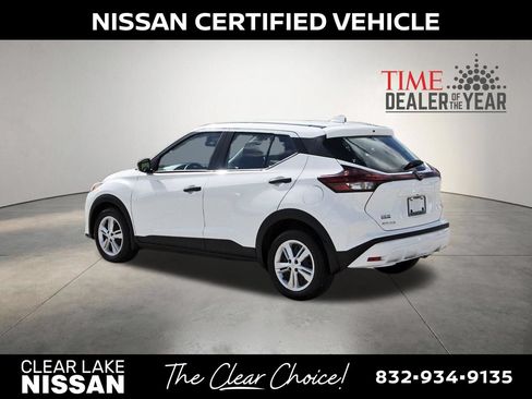 Certified 2025 Nissan Kicks Play S FWD image 6