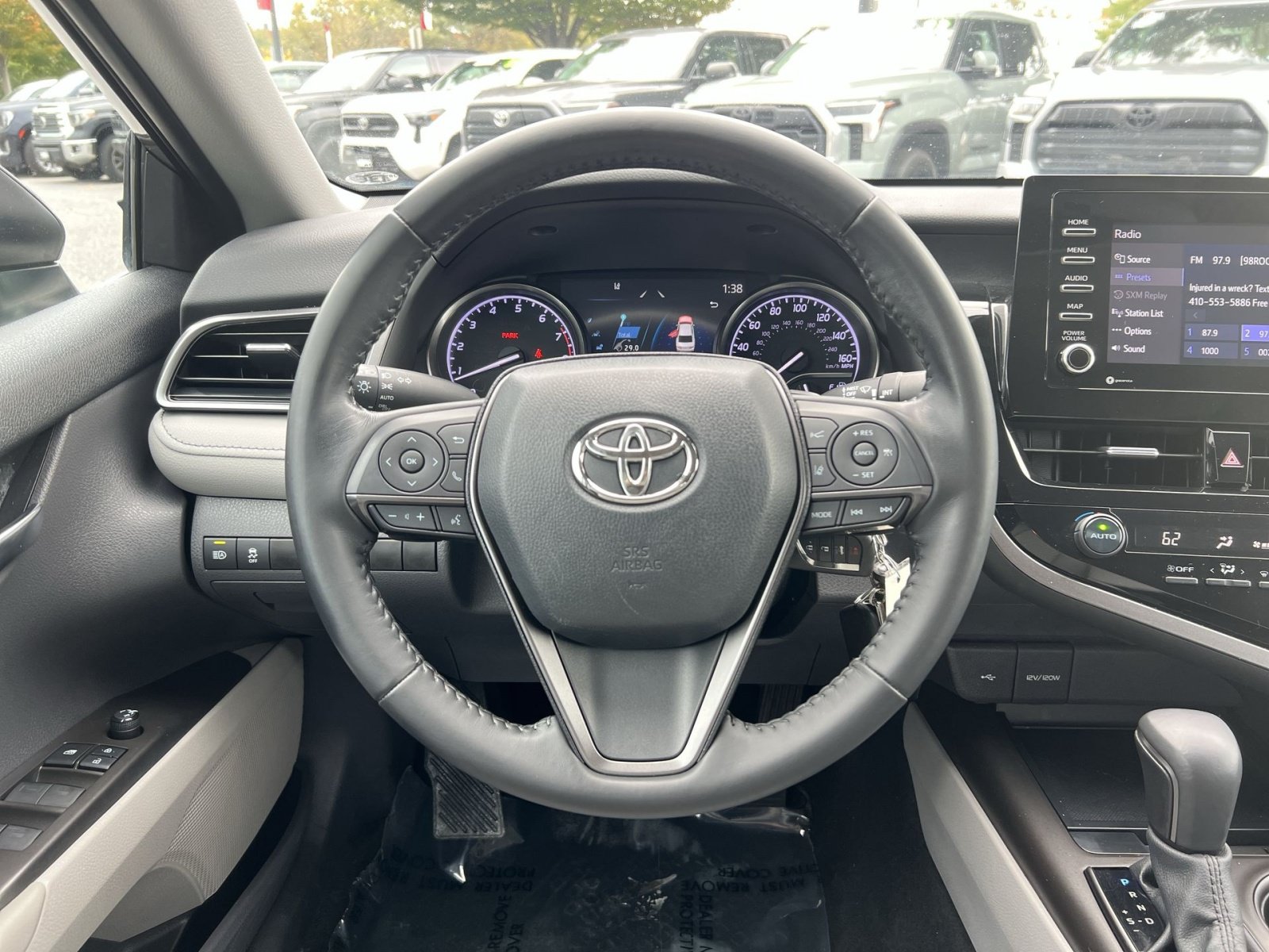 Used 2021 Toyota Camry SE AWD/4WD image 16