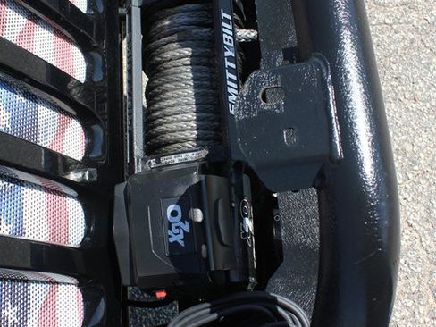 Used 2015 Jeep Wrangler Sport AWD/4WD image 40