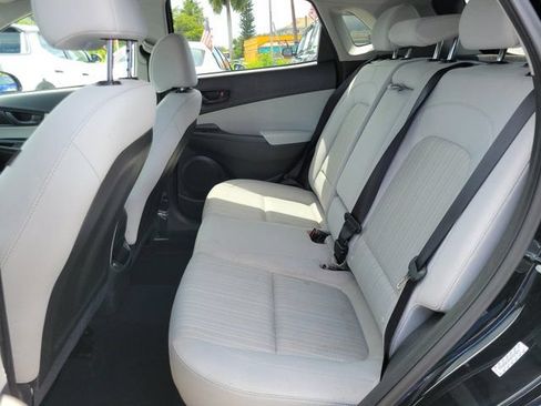 Used 2023 Hyundai Kona SEL w/ Cargo Package FWD image 6