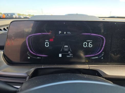 Used 2025 Kia Telluride S FWD image 12