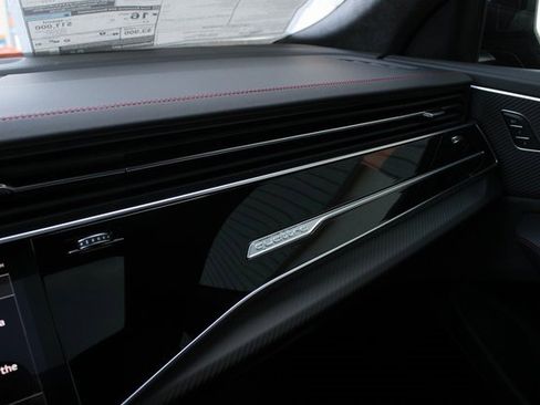 New 2026 Audi SQ8 Prestige image 20