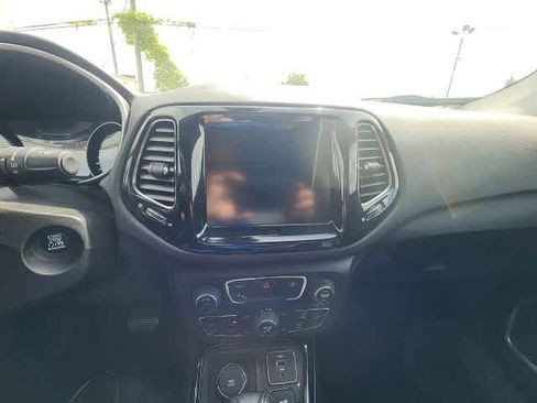 Used 2020 Jeep Compass Limited w/ Safety & Security Group AWD/4WD image 30