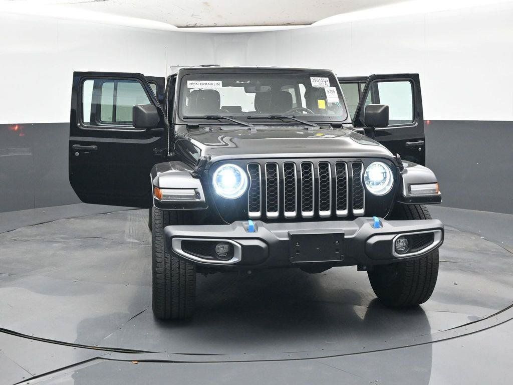 Used 2023 Jeep Wrangler Unlimited Sahara AWD/4WD image 48