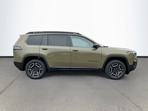 New 2026 Jeep Cherokee Laredo image 8
