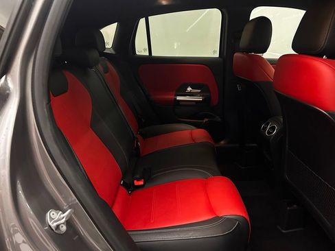 Used 2022 Mercedes-Benz GLA 35 AMG 4MATIC image 15