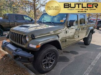 Used 2025 Jeep Gladiator Sport video 1
