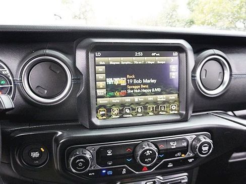 Used 2021 Jeep Wrangler Unlimited Rubicon 4xe image 27