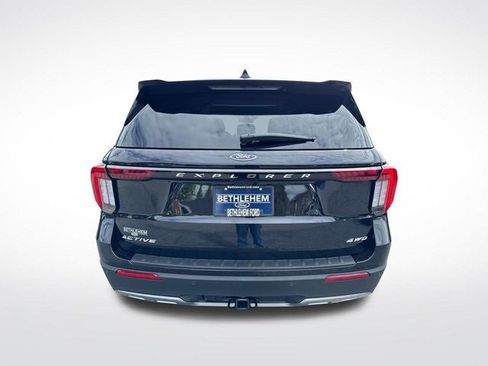 New 2026 Ford Explorer Active AWD/4WD image 5