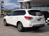 Used 2014 Nissan Pathfinder S image 4