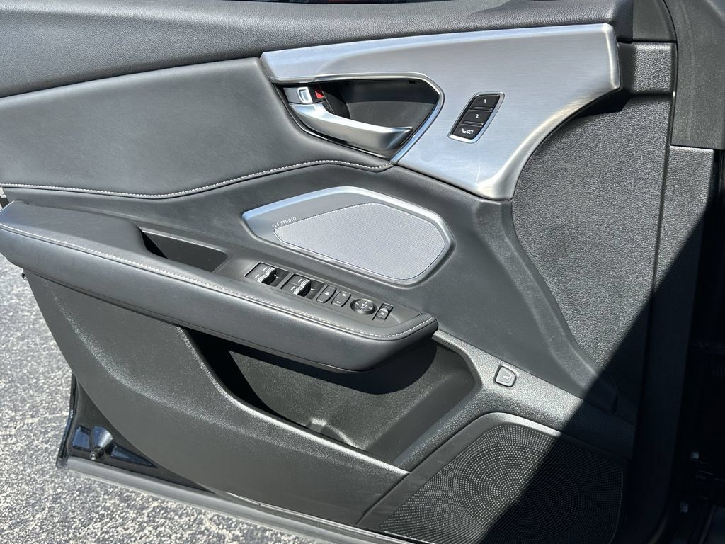 Used 2022 Acura RDX w/ Technology Package FWD image 26