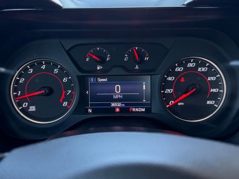 Used 2020 Chevrolet Camaro LT RWD image 32