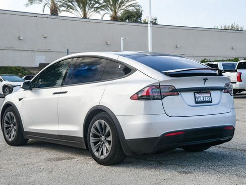 Used 2018 Tesla Model X 75D AWD/4WD image 7