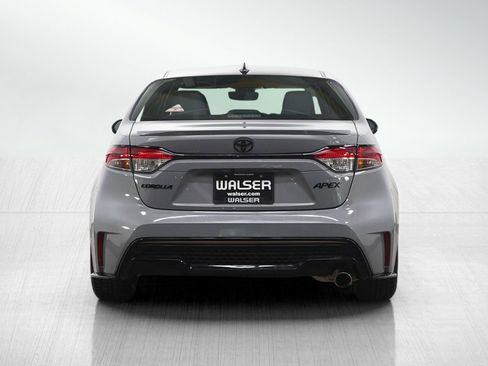 Used 2022 Toyota Corolla SE image 4