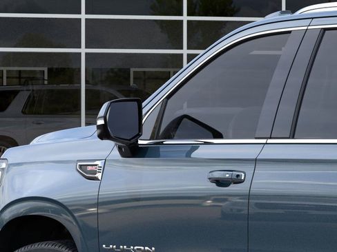 New 2026 GMC Yukon XL Elevation AWD/4WD image 12
