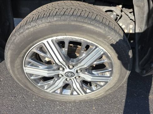 Used 2023 Toyota Tundra Capstone AWD/4WD image 11