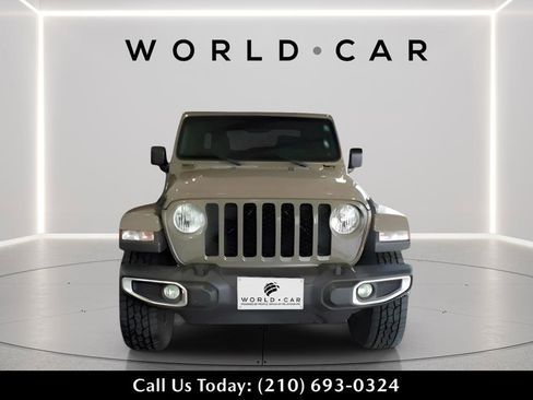 Used 2020 Jeep Gladiator Sport w/ Quick Order Package 24S image 2