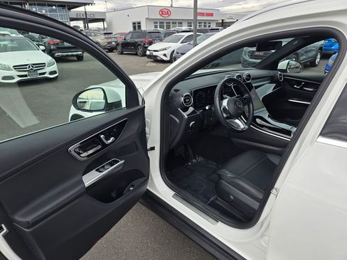 New 2025 Mercedes-Benz GLC 300 GLC 300 image 19
