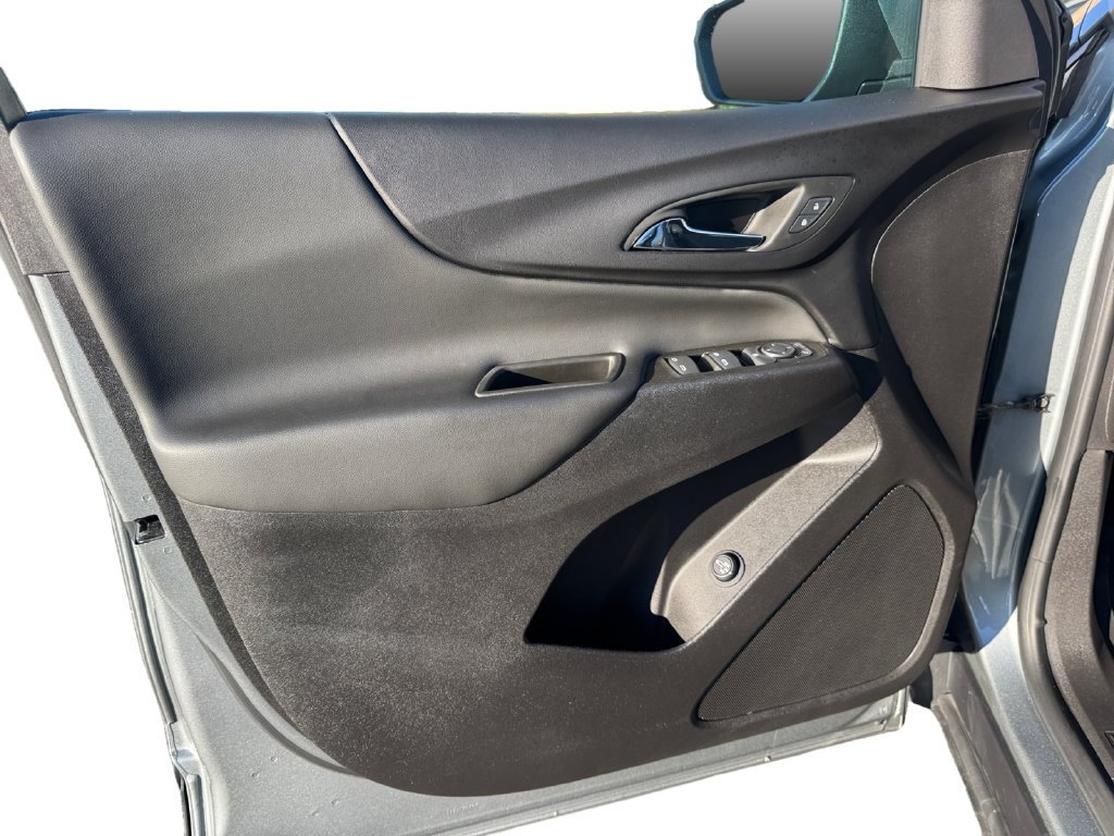 Used 2024 Chevrolet Equinox LT w/ LPO, Floor Liner Package AWD/4WD image 9