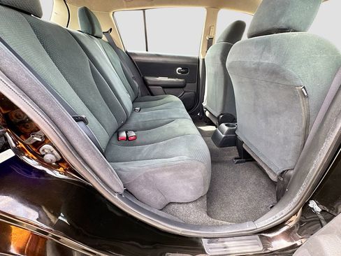 Used 2012 Nissan Versa 1.8 S w/ Plus Pkg image 31