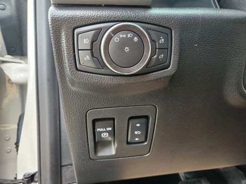 Used 2018 Ford F150 Lariat w/ FX4 Off-Road Package image 30